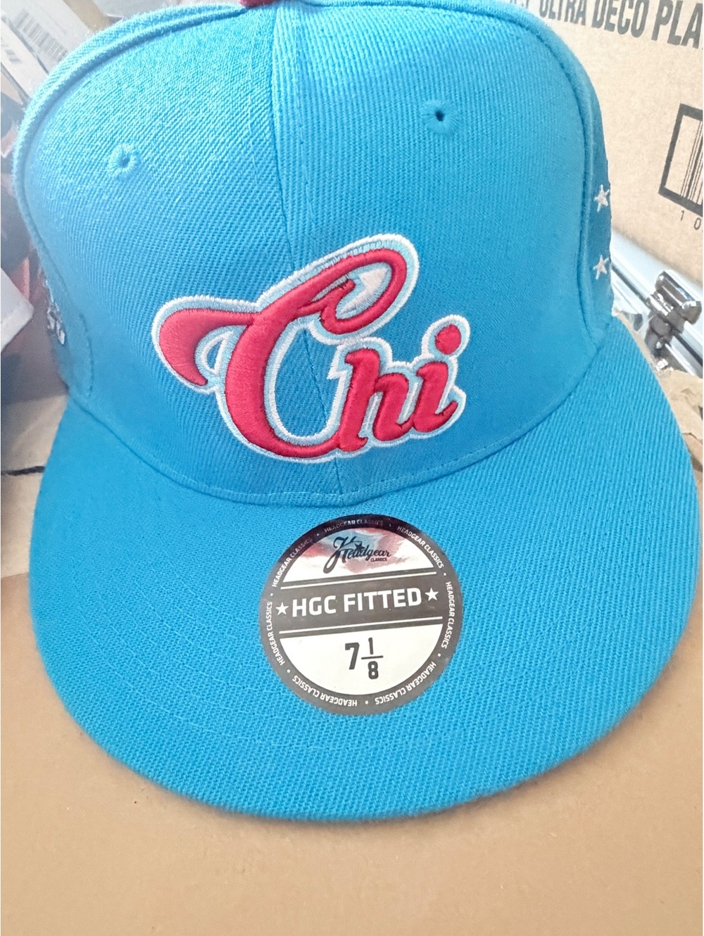 Chi-town fitted hat! Sky blue Chicago baseball cap size 7-1/8 by HGC REG $40